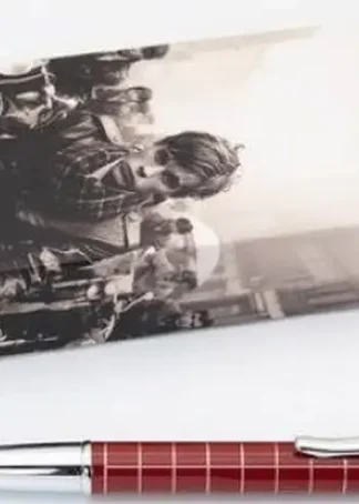 BOLIGRAFO BEAT IS BACK TARTAN BURDEOS